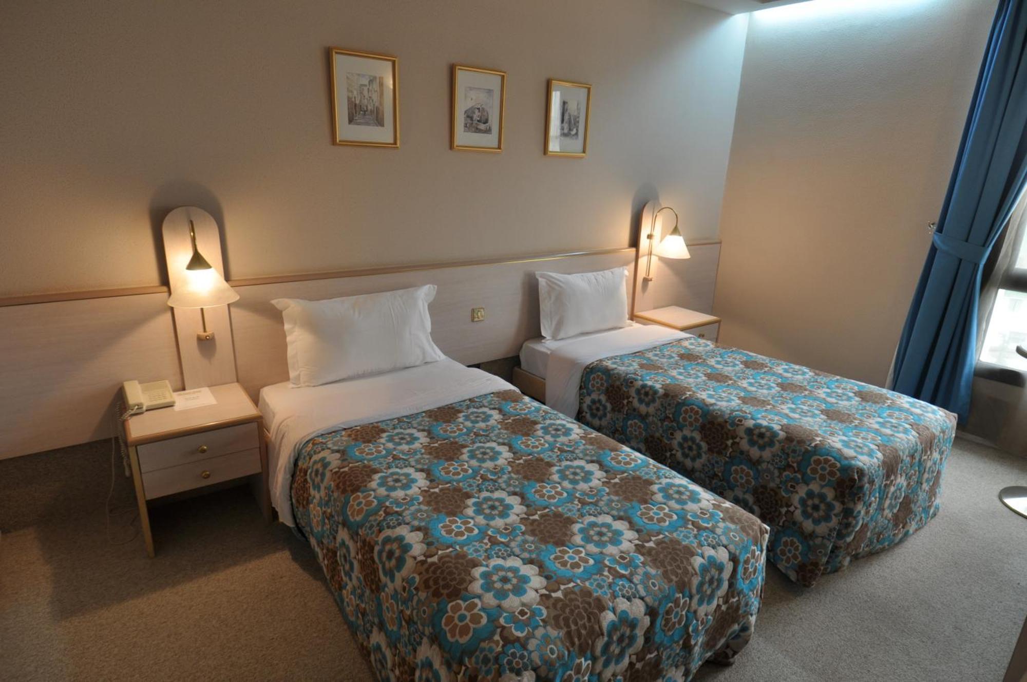 Hotel Wassim Fès Rum bild